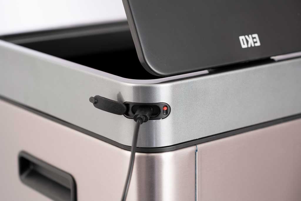 MIRAGE SRIM SENSOR BIN ミラージュ スリム センサービン)センサー式 自動開閉 ゴミ箱 分別ステッカー付 シャンパン 30L<ラッピング対象外>