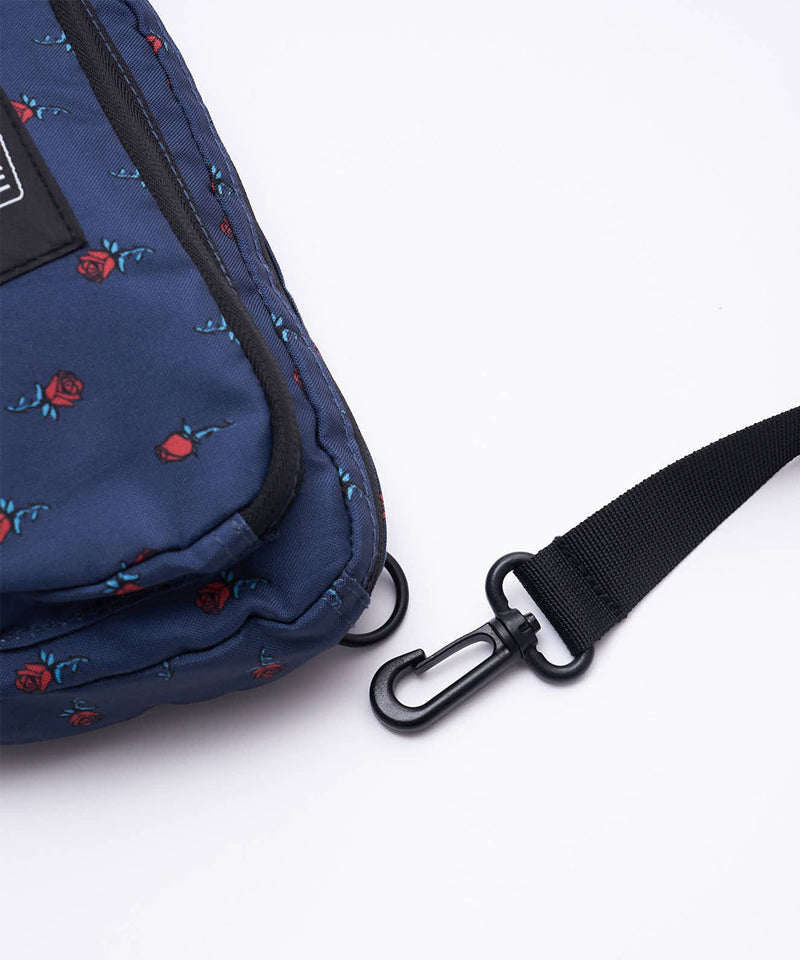 【 予約販売 】KiU(キウ)300D フロントポケットミニショルダーバッグ K156