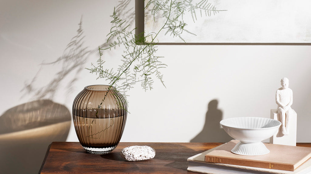 KÄHLER(ケーラー)HAMMERSHØI Vase(ハンマースホイ ヴェース)ガラスベース(ウォールナット) H18.5cm