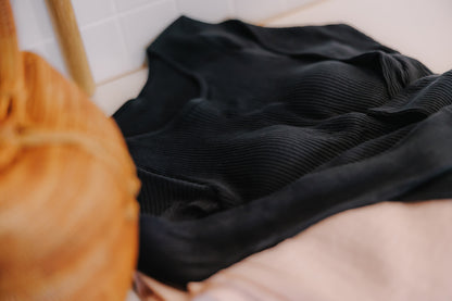【 数量限定＊限定カラー】天衣無縫 草木の刻 オーガニックコットンでつくった リブカップ付き長袖シャツ《 フリーサイズ 》五倍子（ブラック） 日本製