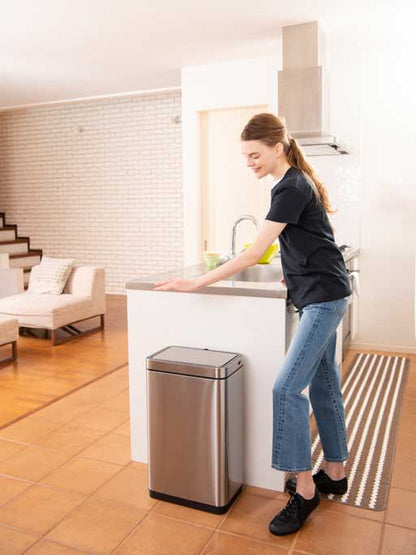 E-TOUCH ELECTRIC TOUCH BIN イータッチエレクトリック タッチビン センサー式 自動開閉 ゴミ箱 シルバー 45L