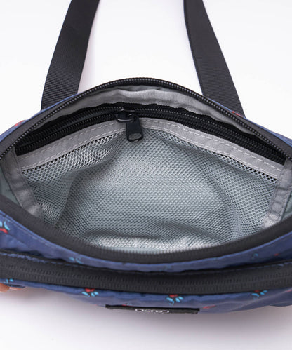 【 予約販売 】KiU（キウ）300D フロントポケットミニショルダーバッグ K156