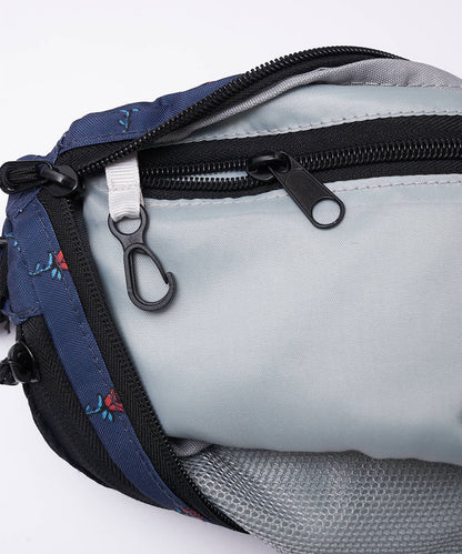 【 予約販売 】KiU（キウ）300D フロントポケットミニショルダーバッグ K156