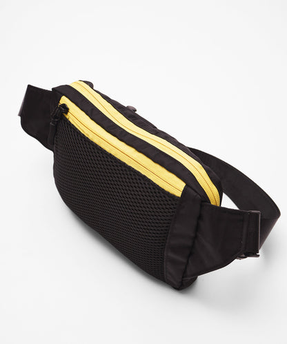 【 予約販売 】KiU（キウ）デタッチャブルミニボディバッグ K534