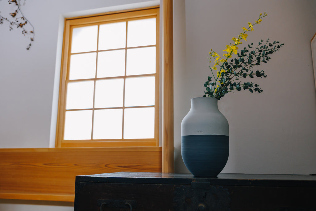 KÄHLER（ケーラー）OMAGGIO CIRCULARE（オマジオ サーキュラー）ベース（グレー） H20cm