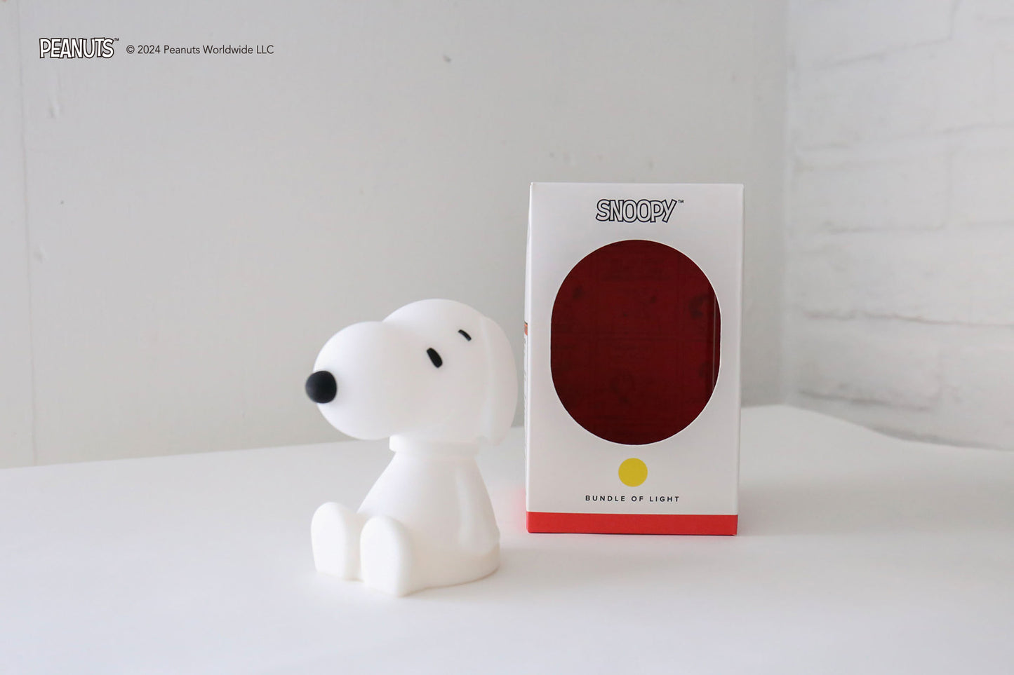 MrMaria Bundle of Light Snoopy