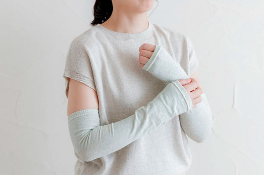 天衣無縫 オーガニックコットン使用 裏シルクアームカバー  《フリーサイズ》日本製