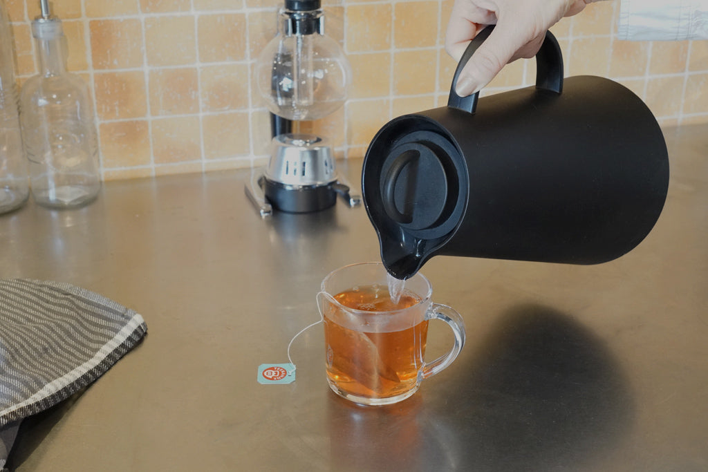 シャビーでとっても素敵なオベリスクL OLE PALSBY DESIGN（オーレ・パルスビー） VACUUM JUG BLACK