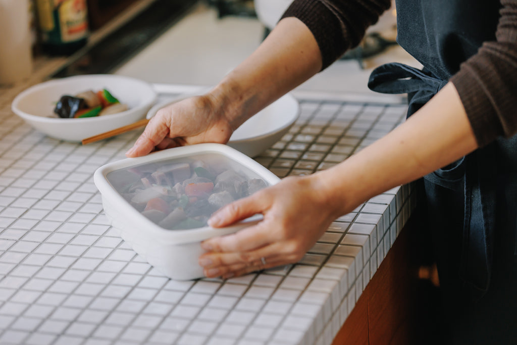 FUJIHORO（富士ホーロー）浅型角容器 S ホワイト