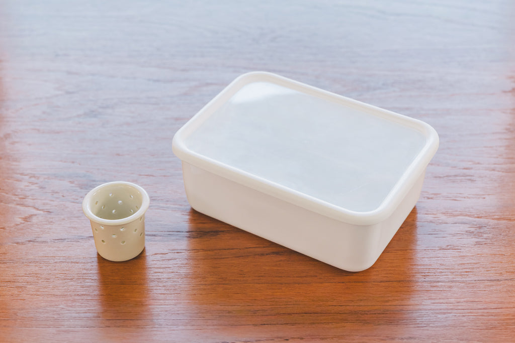 FUJIHORO（富士ホーロー）ちょっとぬか漬け容器 – 佐藤商会 ONLINE STORE