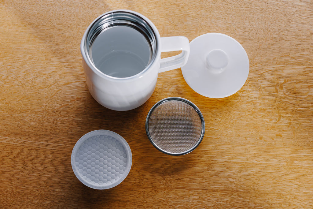 FUJIHORO（富士ホーロー）フィルトプラス オイルポット 0.8L 活性炭カートリッジ1個付き ホワイト