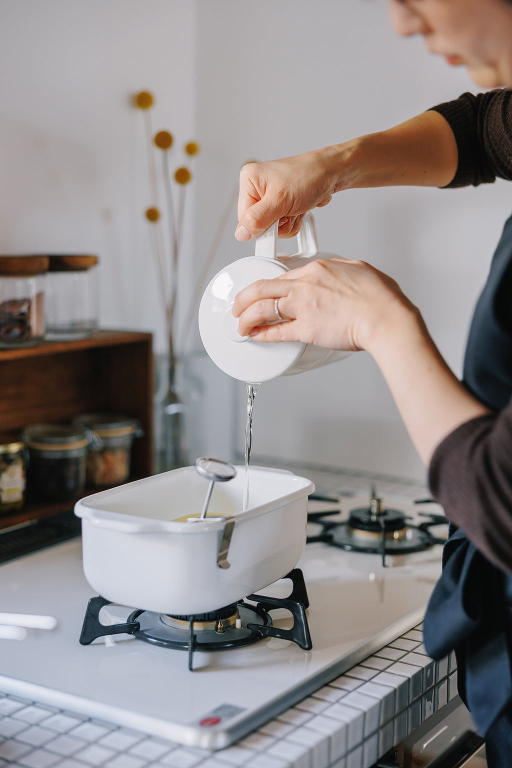 FUJIHORO（富士ホーロー）フィルトプラス オイルポット 0.8L 活性炭カートリッジ1個付き ホワイト