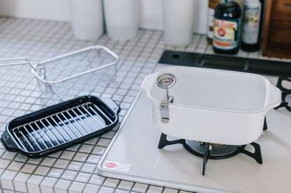 FUJIHORO（富士ホーロー）IH対応 角型天ぷら鍋 フライヤーバスケット付き ホワイト