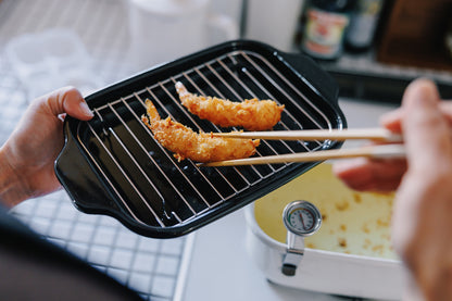 FUJIHORO（富士ホーロー）IH対応 角型天ぷら鍋ワイド フライヤーネット付き ホワイト