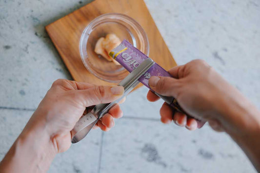 EAトCO（イイトコ） Shibolu S tongs for squeezing シボルS / しぼりトング 日本製