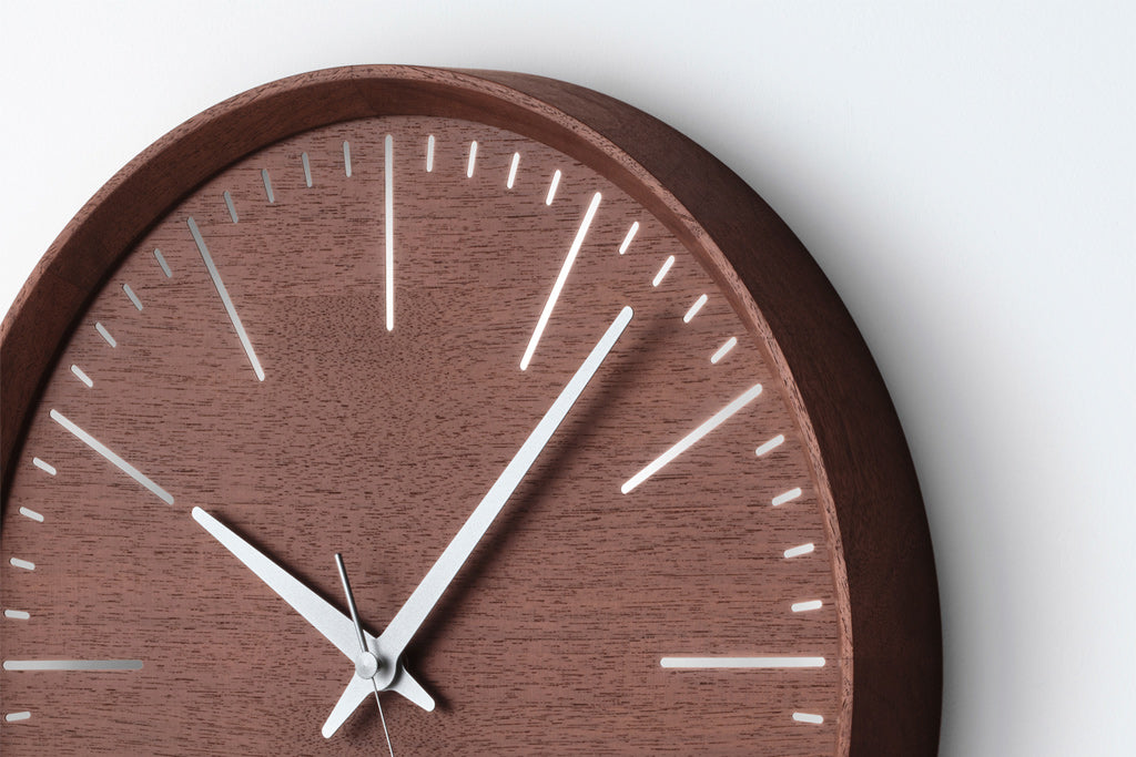Lemnos Fluct（フラクト） ウォールナット 壁掛け時計 DFI23-08 WN ＜ラッピング対象外＞