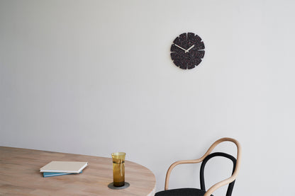 Lemnos PANECO CLOCK STONE（パネコ クロック ストーン）ミドル スリット丸 掛け時計  HIL22-11A MID