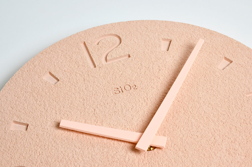 Lemnos 珪藻土の時計（掻き落とし） ピンク 掛け時計 NY21-03 PK