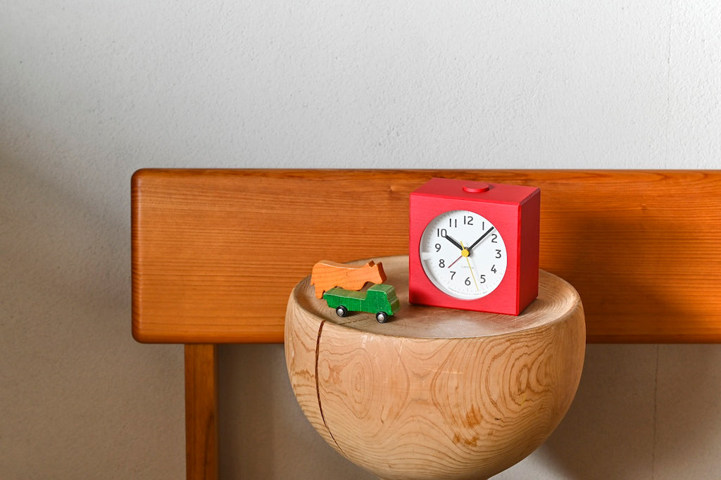 Lemnos farbe（ファルベ）レッド 置き時計 PA25-01 RE