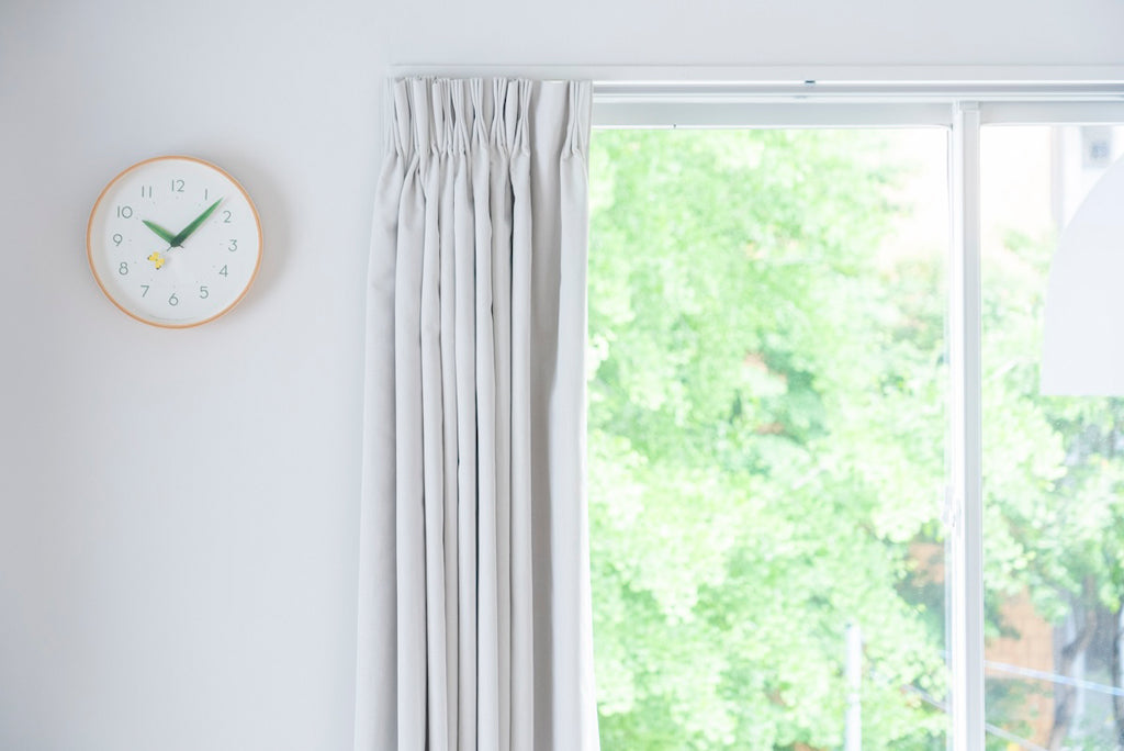 Lemnos とまり木の時計 モンキチョウ 掛け時計  SUR18-16 MONKI