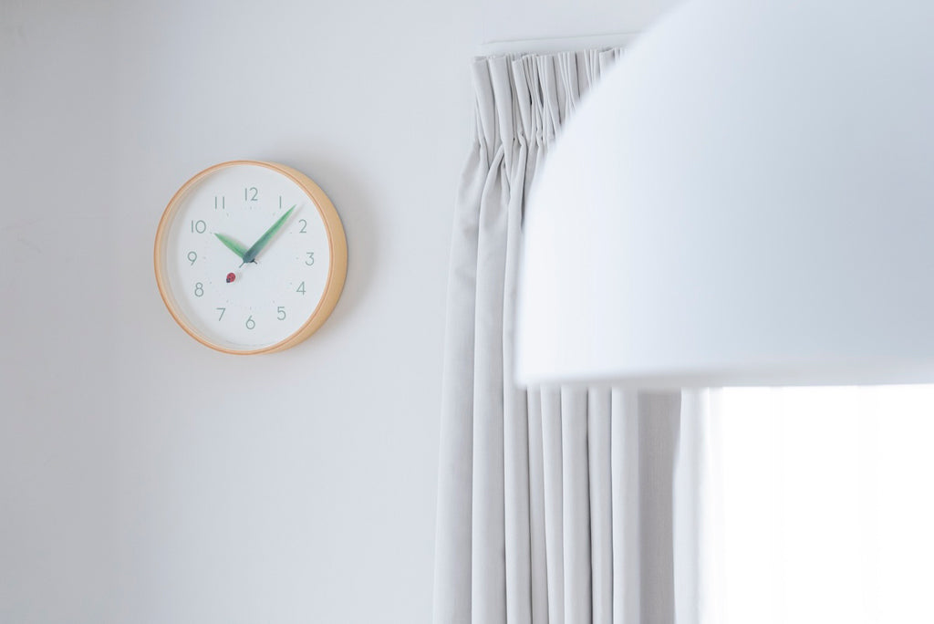 Lemnos とまり木の時計 てんとう虫 掛け時計  SUR18-16 TENTO