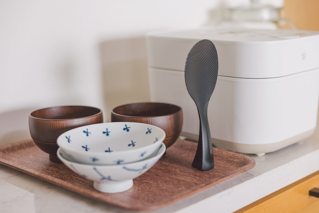 marna（マーナ）立つしゃもじ ホワイト/ブラック