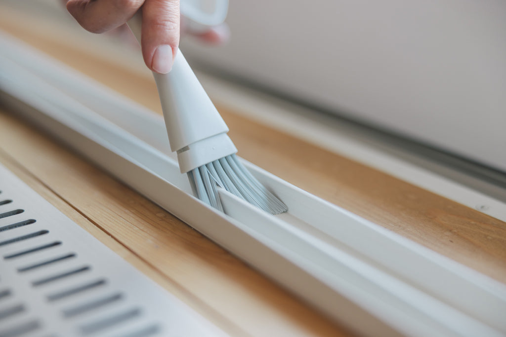 marna（マーナ）サッシブラシ