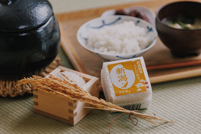 【令和8年度産＊新米】 新潟産こしひかり 300g (2合）