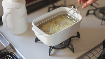 FUJIHORO（富士ホーロー）IH対応 角型天ぷら鍋 フライヤーバスケット付き ホワイト