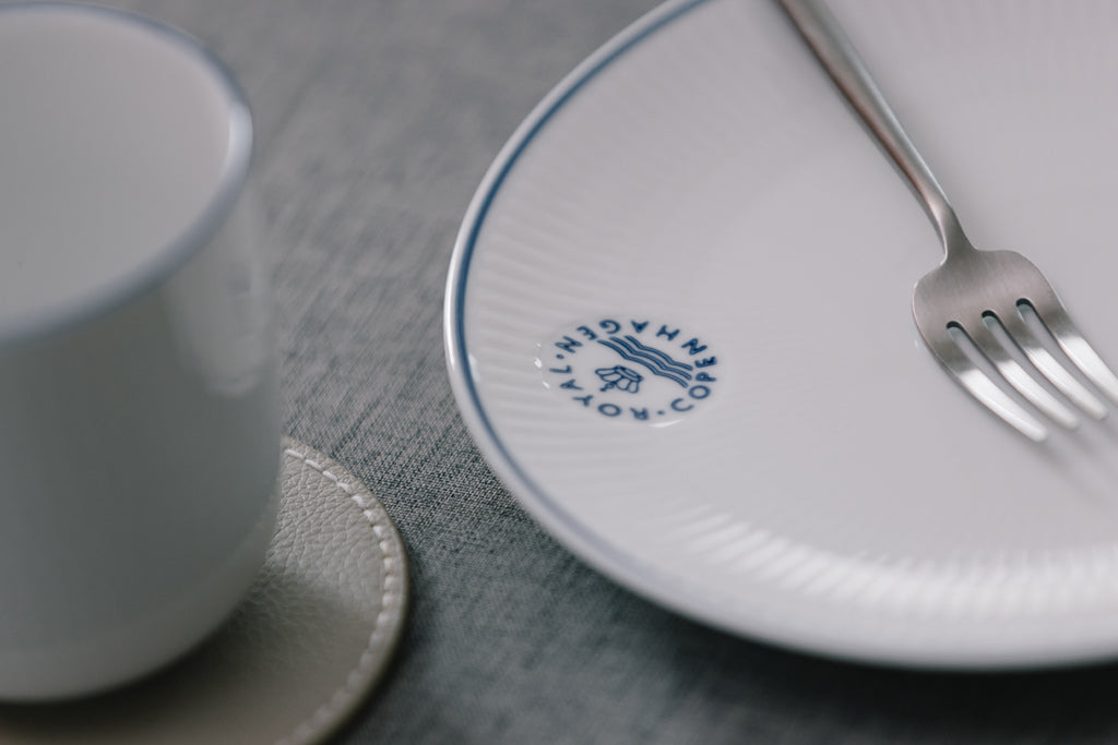 ROYAL COPENHAGEN（ロイヤル コペンハーゲン）ブルーライン クーププレート 19cm