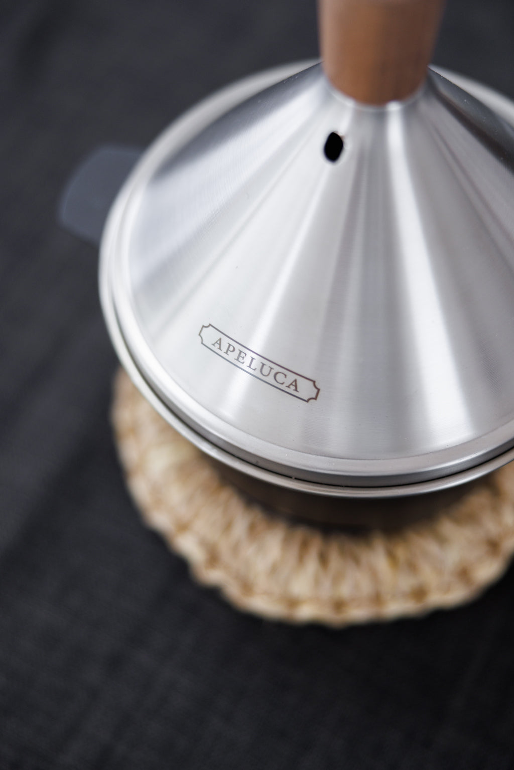 APELUCA（アペルカ）TABLE TOP SMOKER（テーブルトップスモーカー）/ 卓上燻製器《 チップ・ウッド・収納袋・レシピブック付き 》 燕三条産 AUX（オークス）
