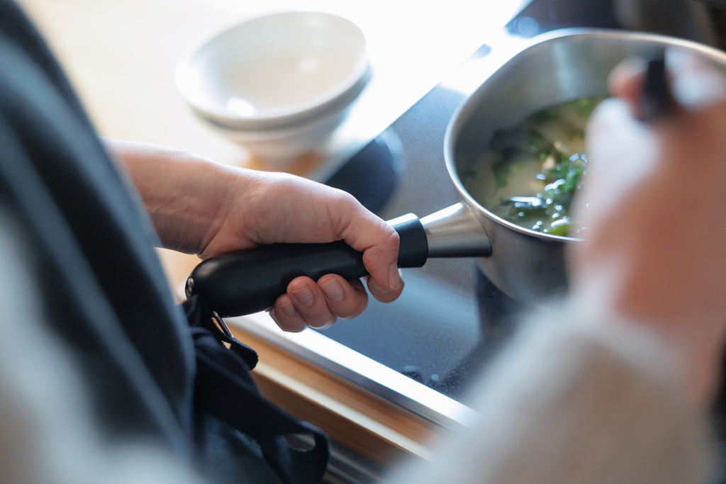 柳 宗理 片手鍋 18cm ステンレス・アルミ三層鋼 つや消し 燕三条産